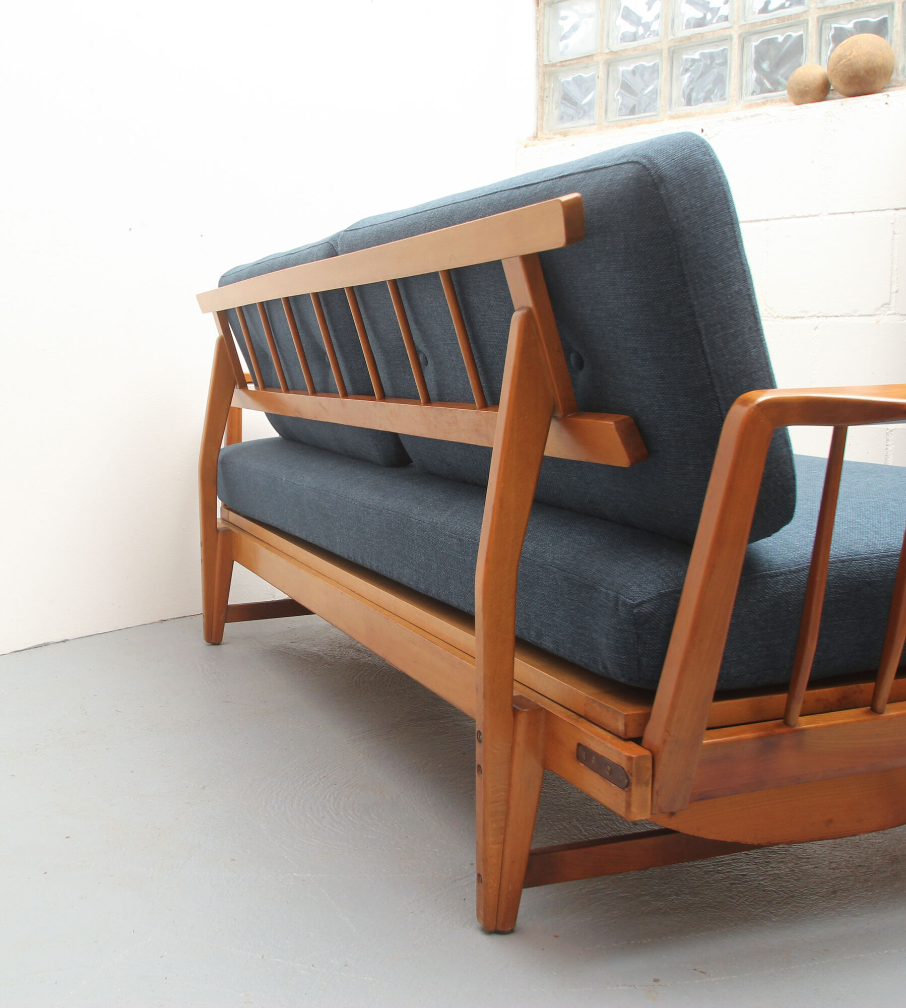 1950s daybed in cherrywood, fresh fabric, WK Furnitures