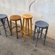 4 tabourets hauts de bistrot dépareillés