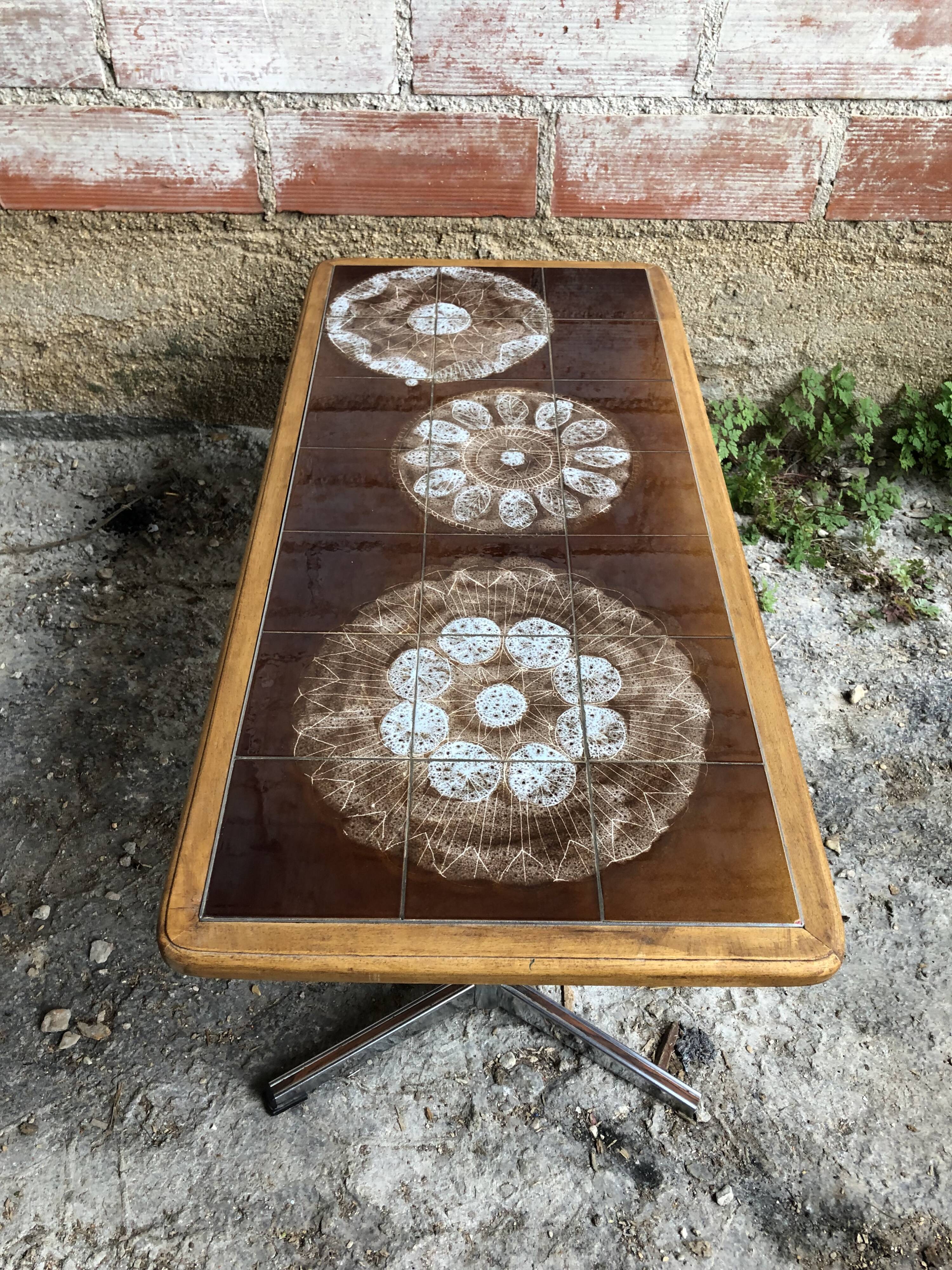Coffee table with chrome legs and ceramic & wood top, vintage 70s