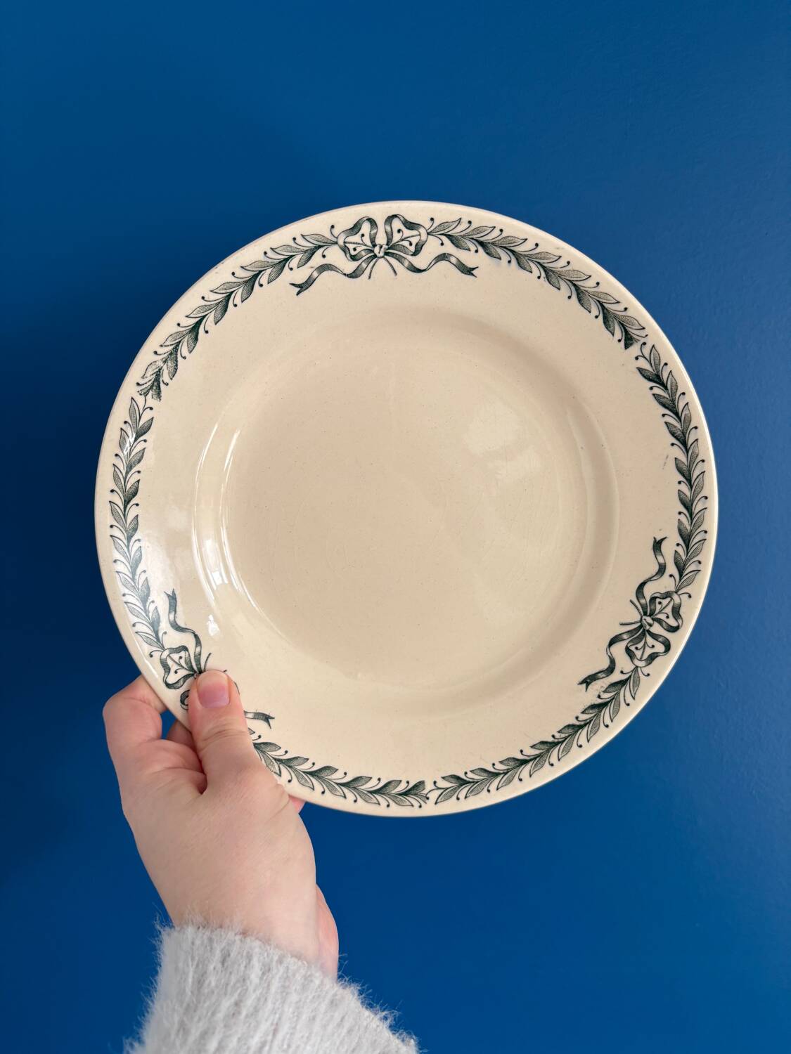set of 10 old Longchamp flat plates, ironstone, Belleville