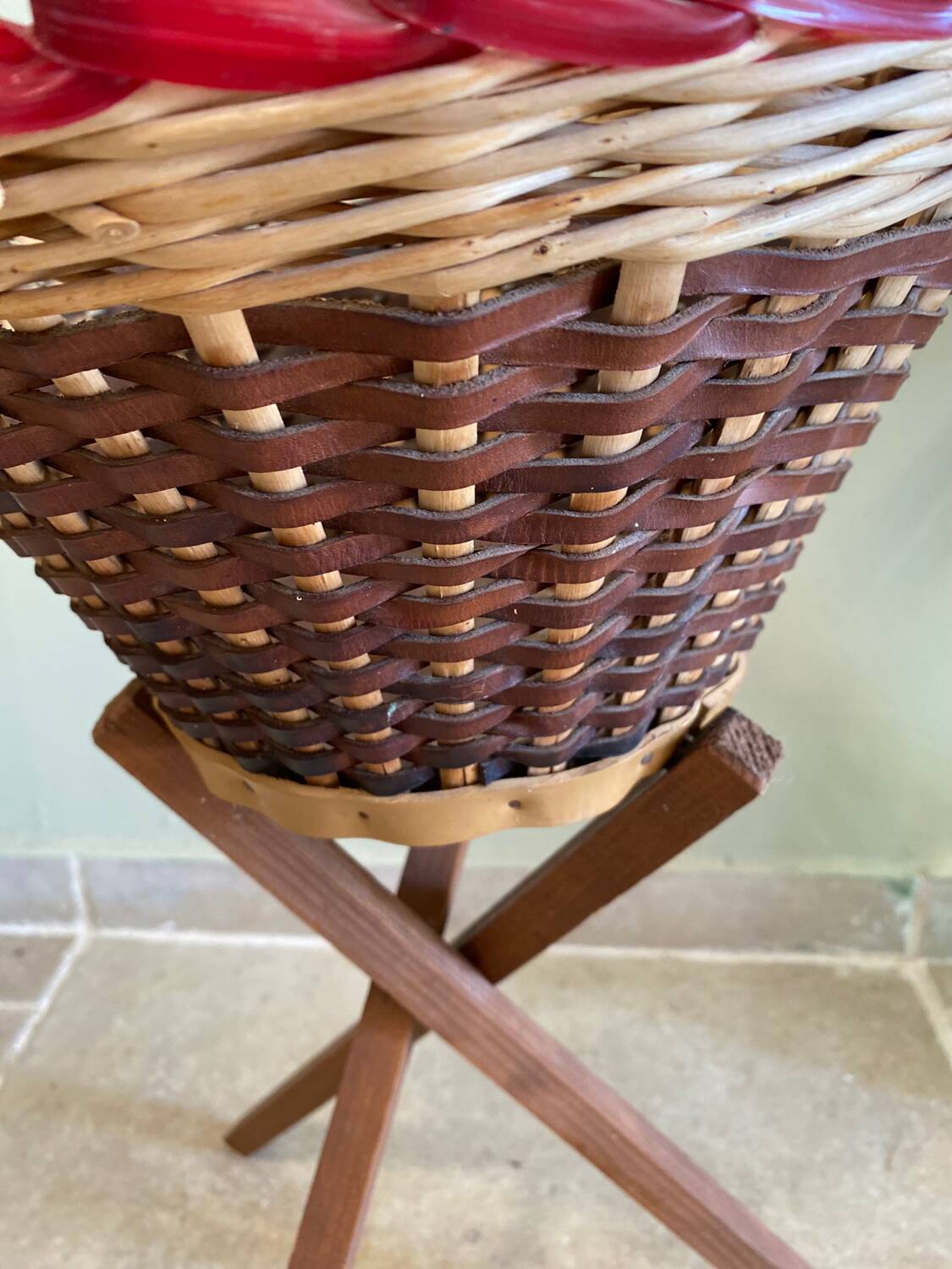 Vintage plant stand