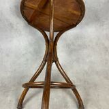 Pedestal table