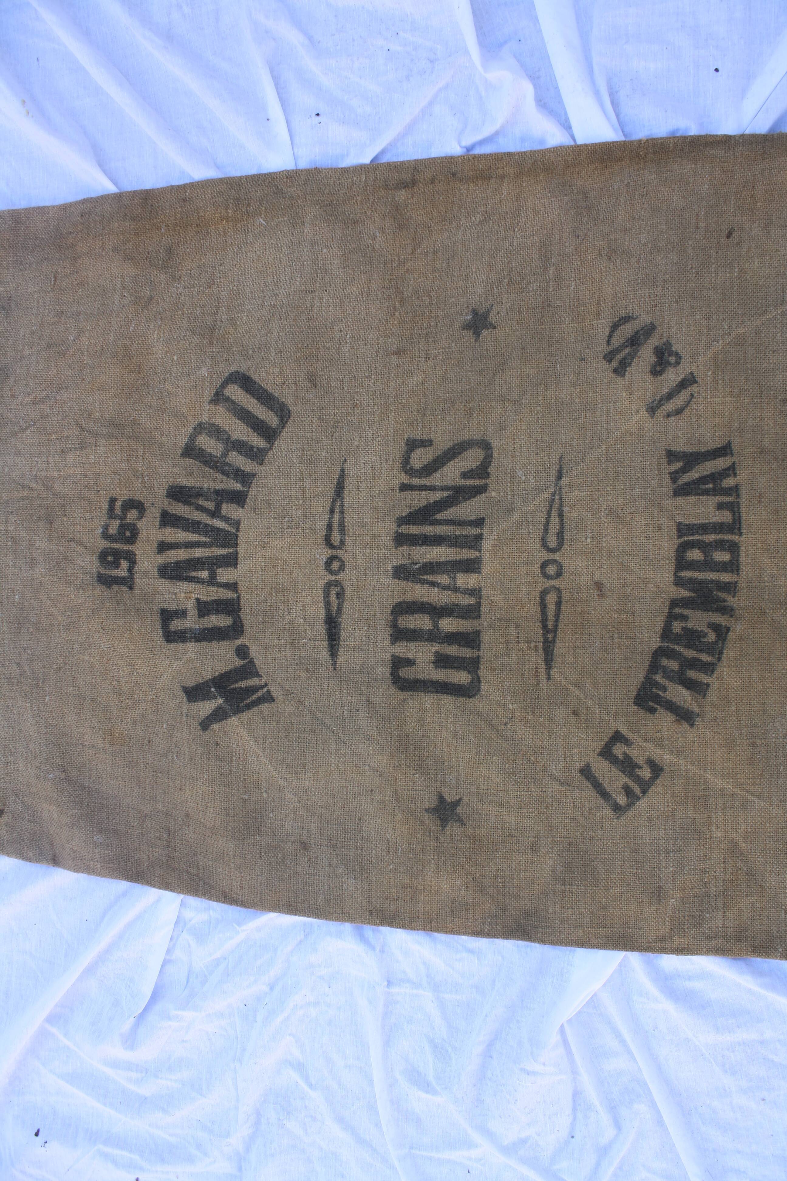 "Gavard Grains 1965 Ille-et-Vilaine" burlap bag