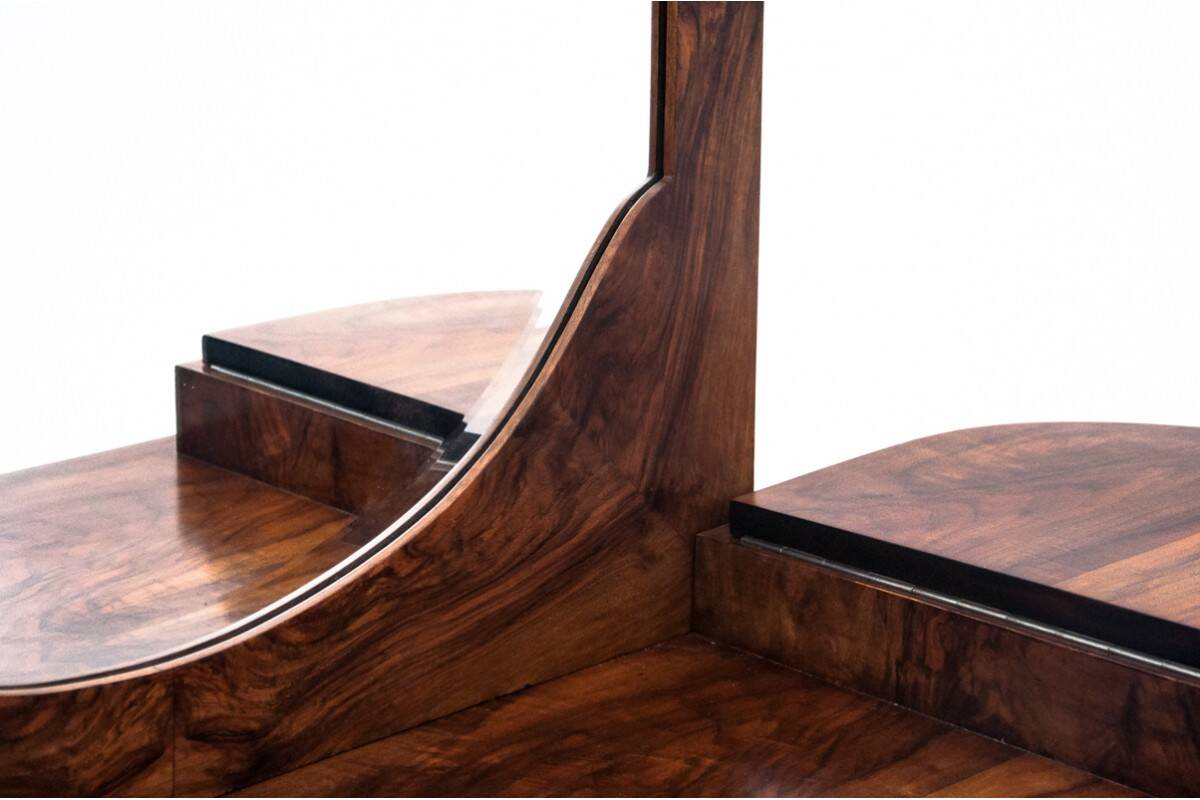 Dressing table - Art Deco chest of drawers, Italy, 1920s. After renovation.