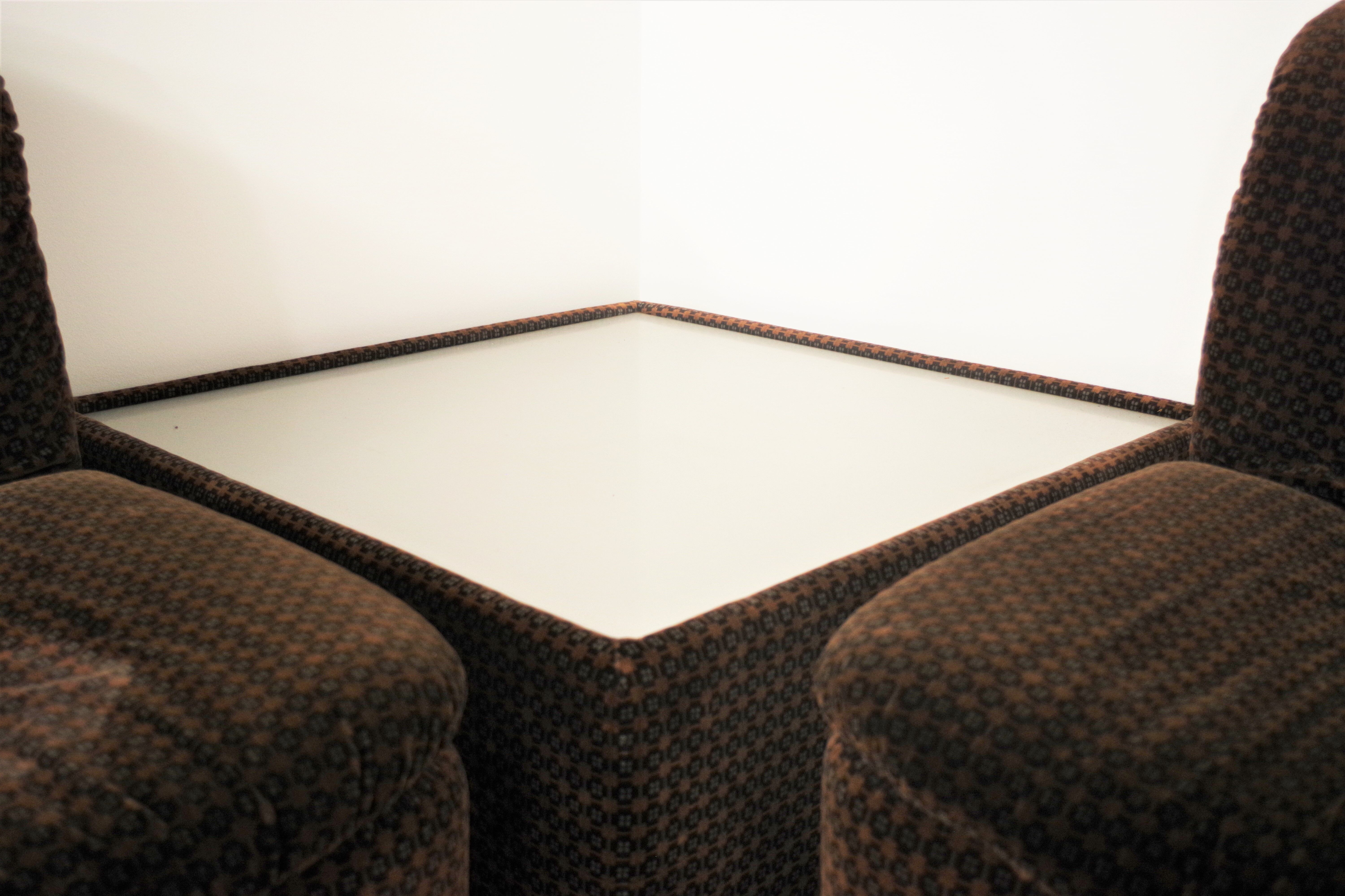 Armchairs Emmetre with Table by Guido Fareschini for Mariani, 1970s, Set of 4