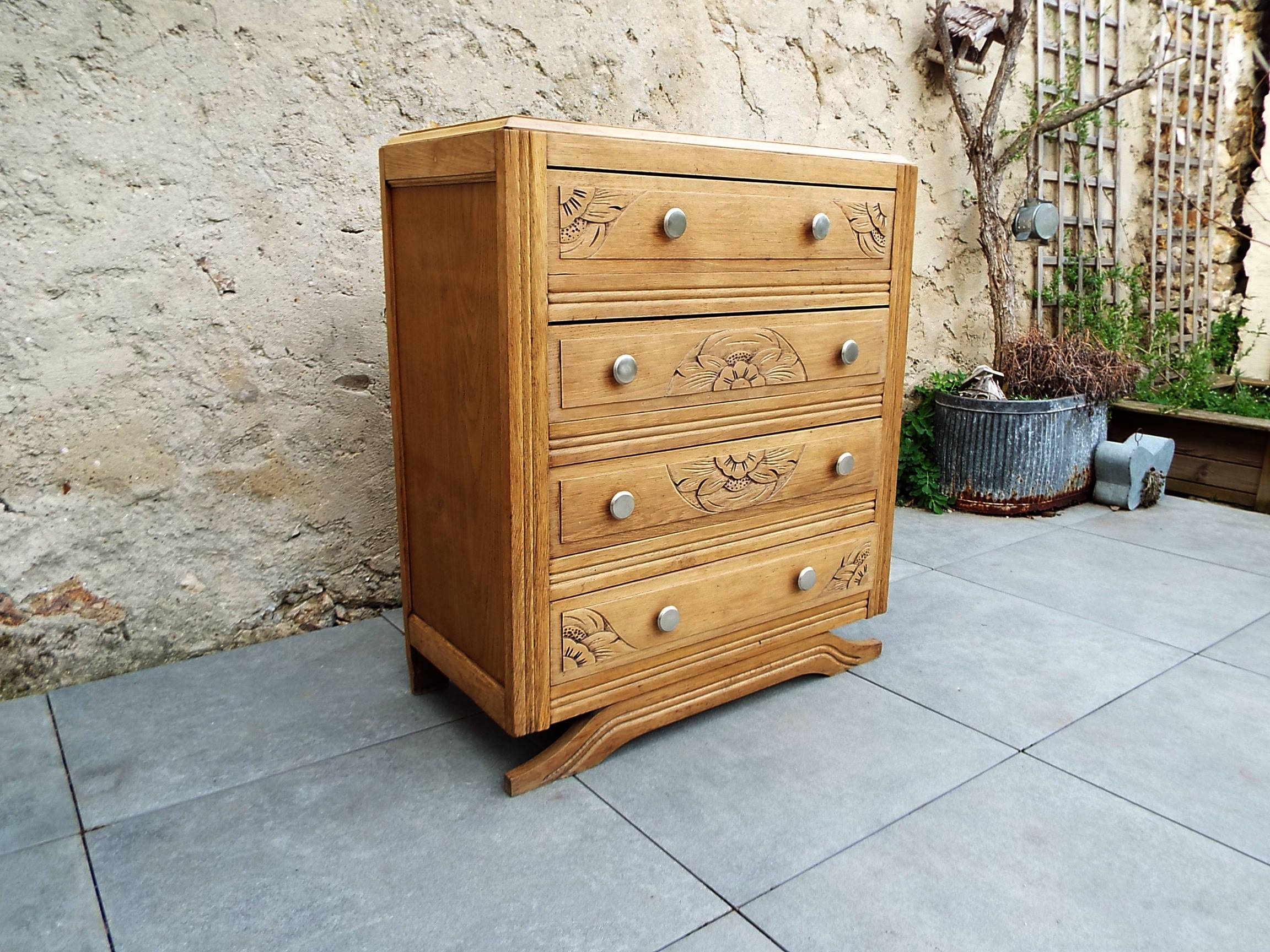 Art Deco style chest of drawers