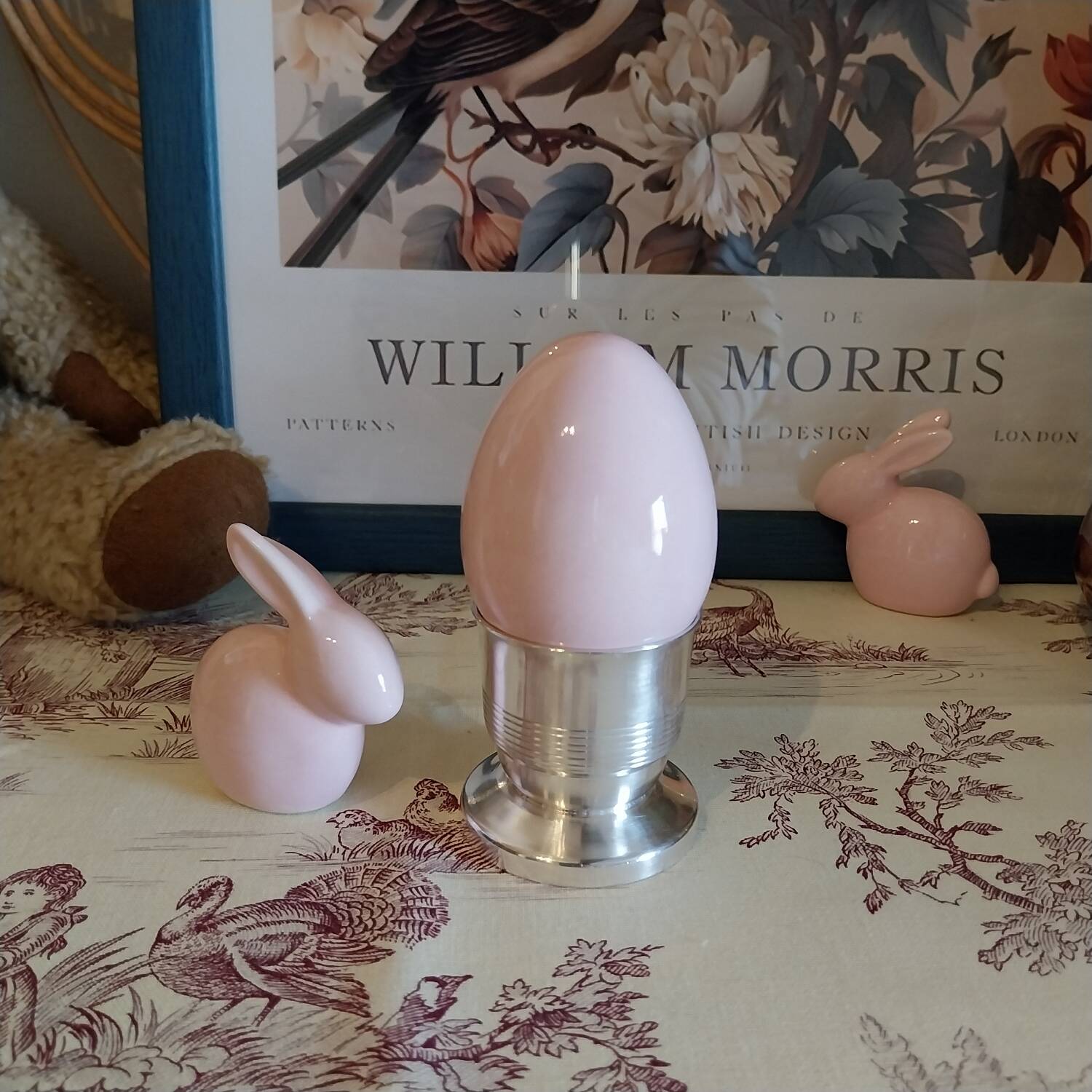 Antique silver metal egg cup