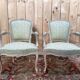 Paire de fauteuils cabriolets – Style Louis XV – Hêtre aérogommé – Tissu fl