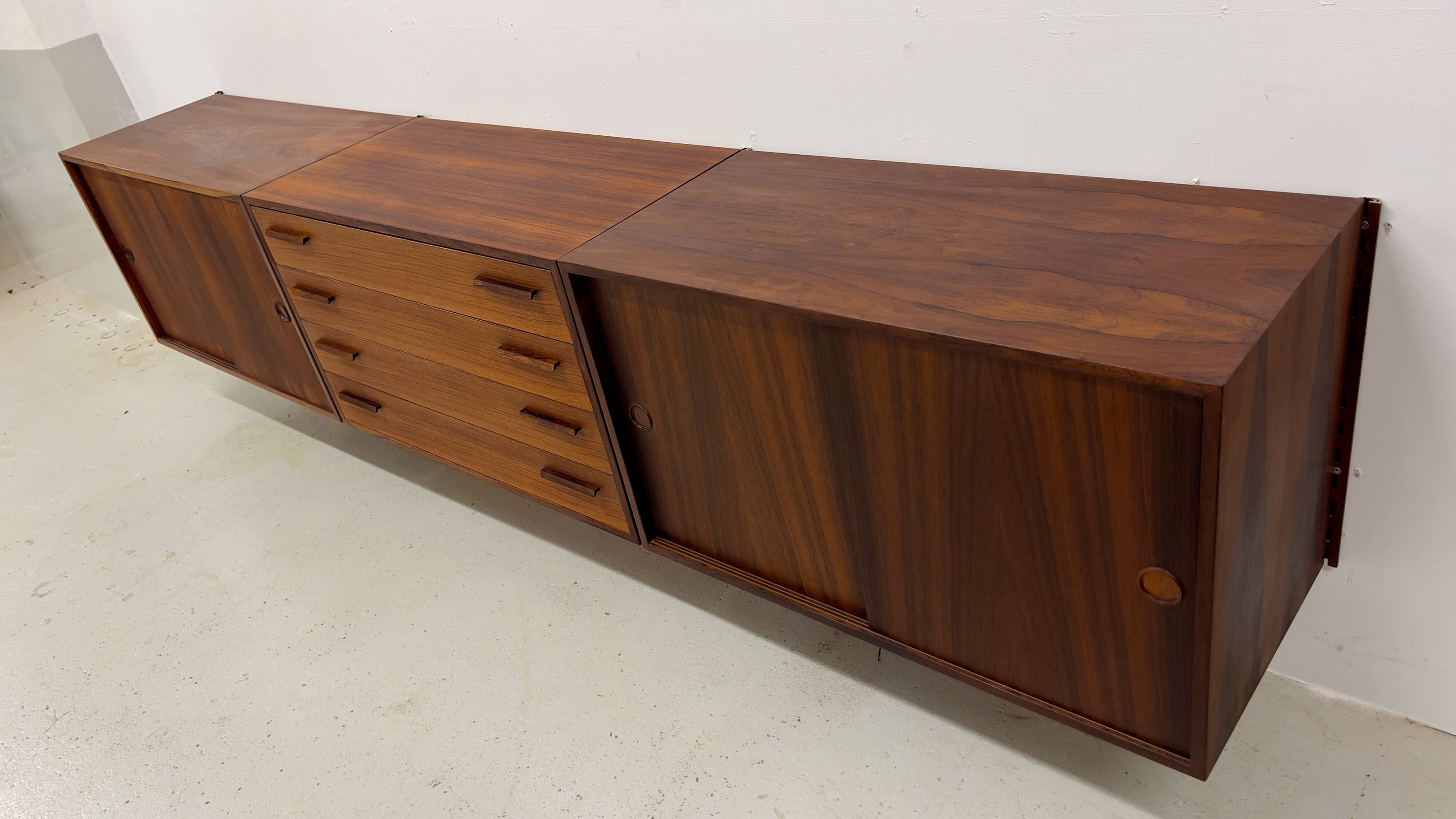 Enfilade murale par Kai Kristiansen pour Feldballes, 1960