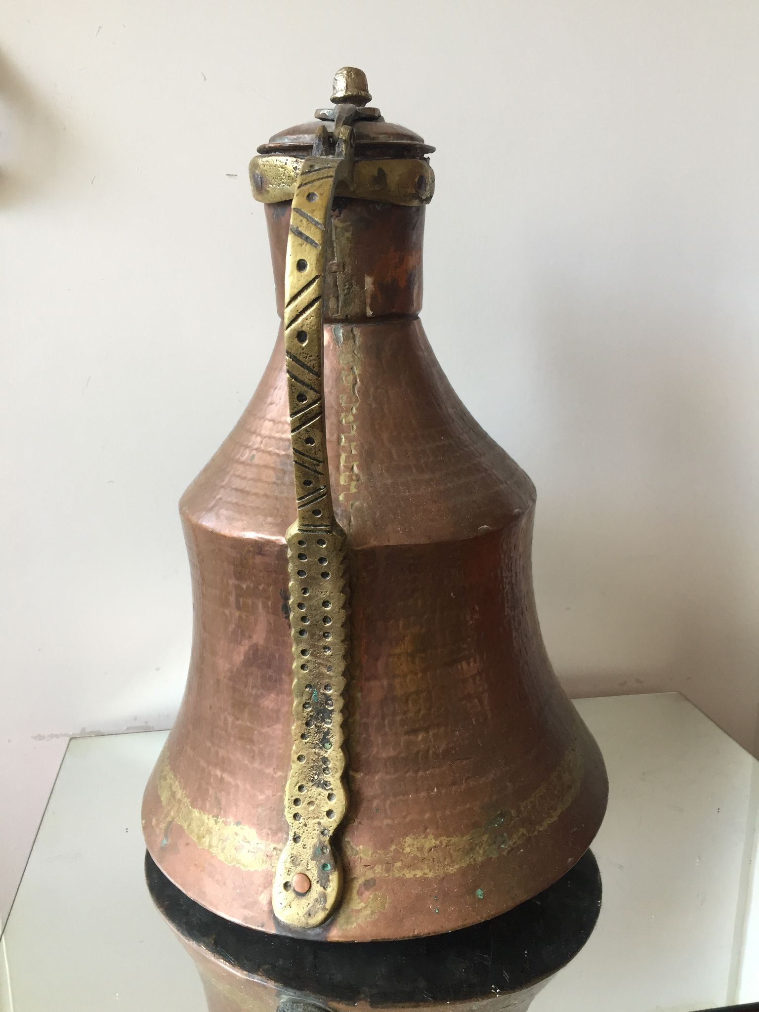 Aiguière en cuivre turque antique