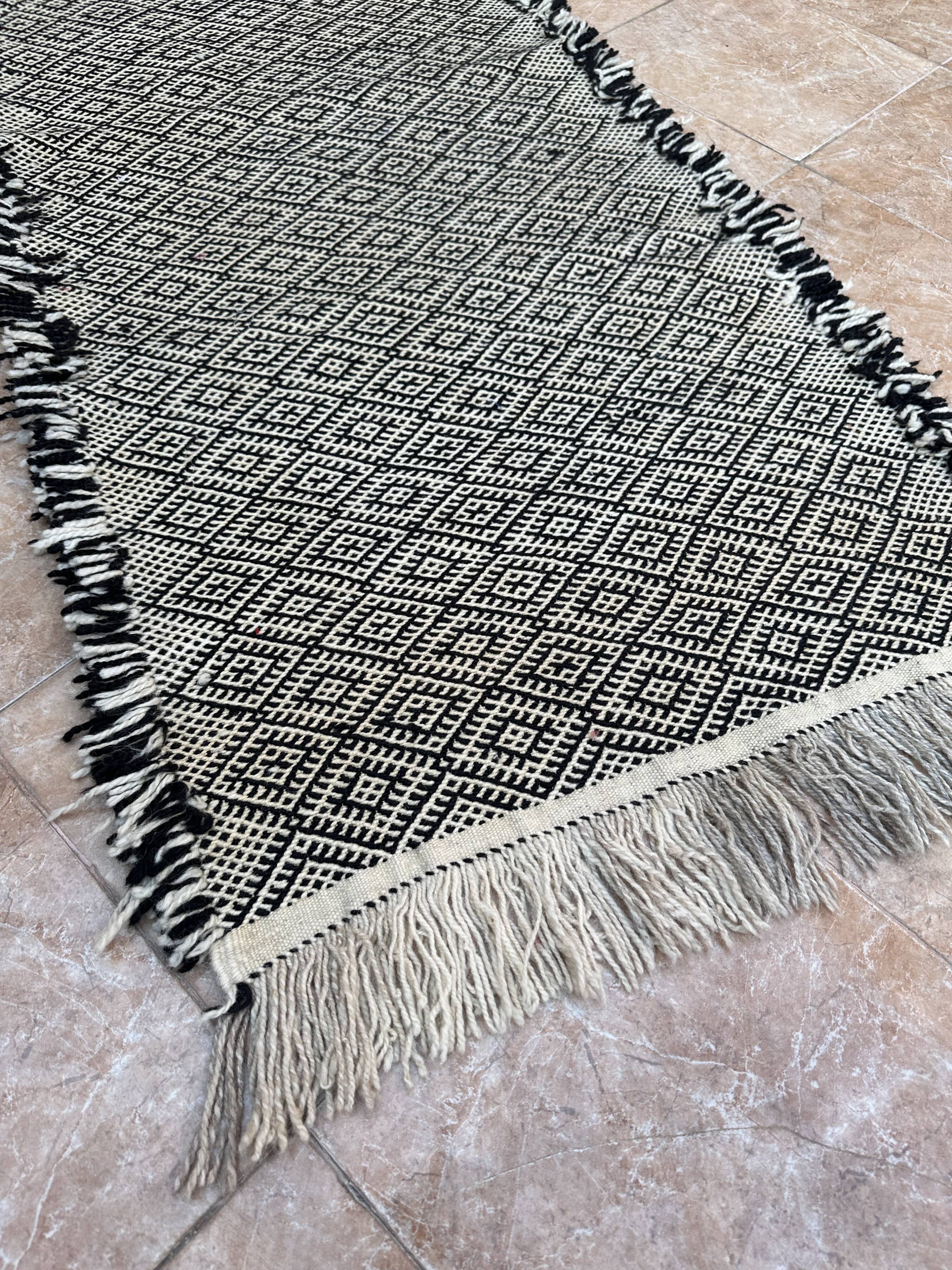 Moroccan rug, Handmade wool rug, Solid rug, Moroccan runner rug, zanafi runner