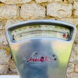 Old Lutrana grocery scale