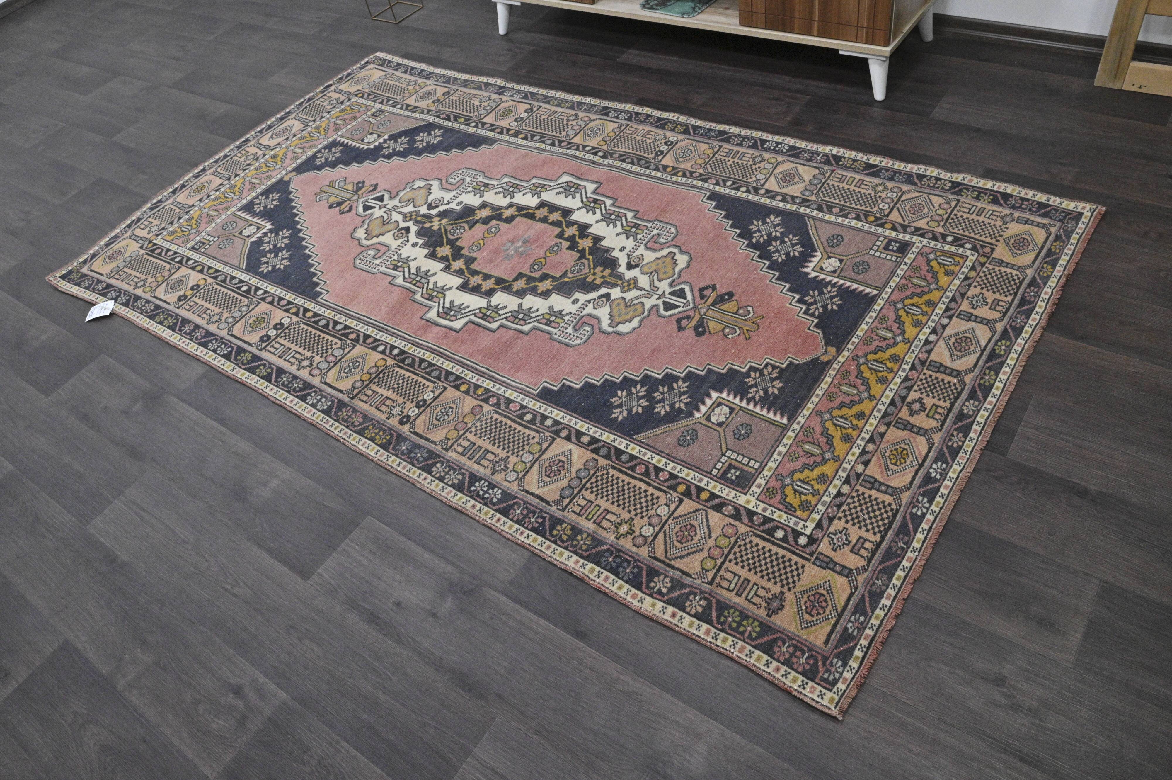 Vintage Turkish rug 134x240 cm, pink and navy blue tones, handmade wool