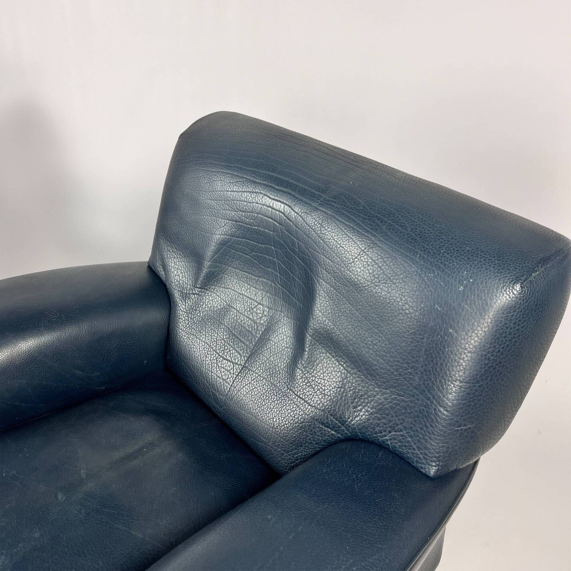 Set of 2 Italian Blue Leather Fatboy Armchairs by Molinari, 1980s