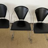 Lot 5 chairs black leather thread
