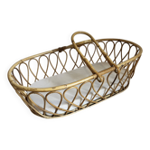 Rattan bassinet