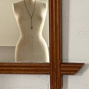 Miroir de barbier en bois blond