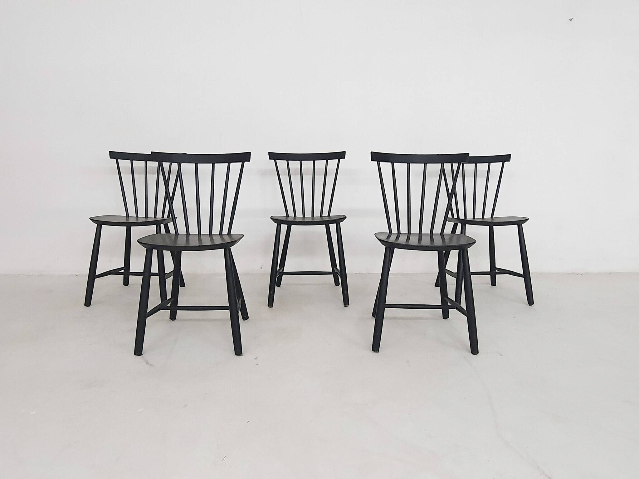 Poul M. Volther J46 spindle back chairs for FDB Mobler, Denmark, 1956
