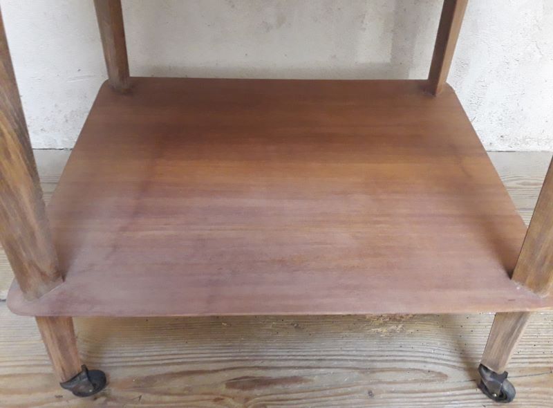 Table served legs compass with wheels 1950s