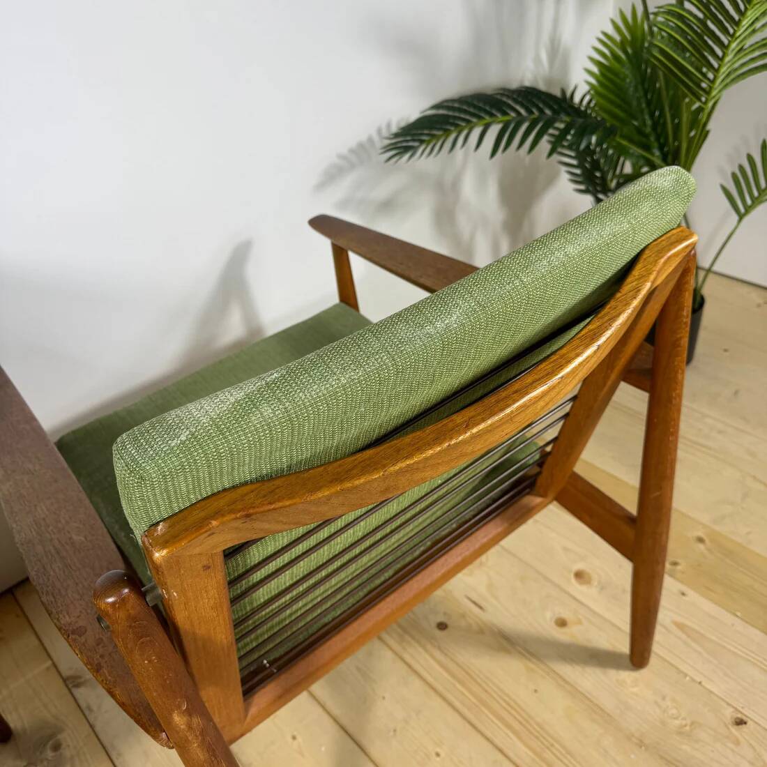 Pair of mid-century modern Danish armchairs in teak with customisable cushions – 1960