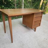 Bureau scandinave en bois 4 tiroirs et pieds fuseaux, 1940