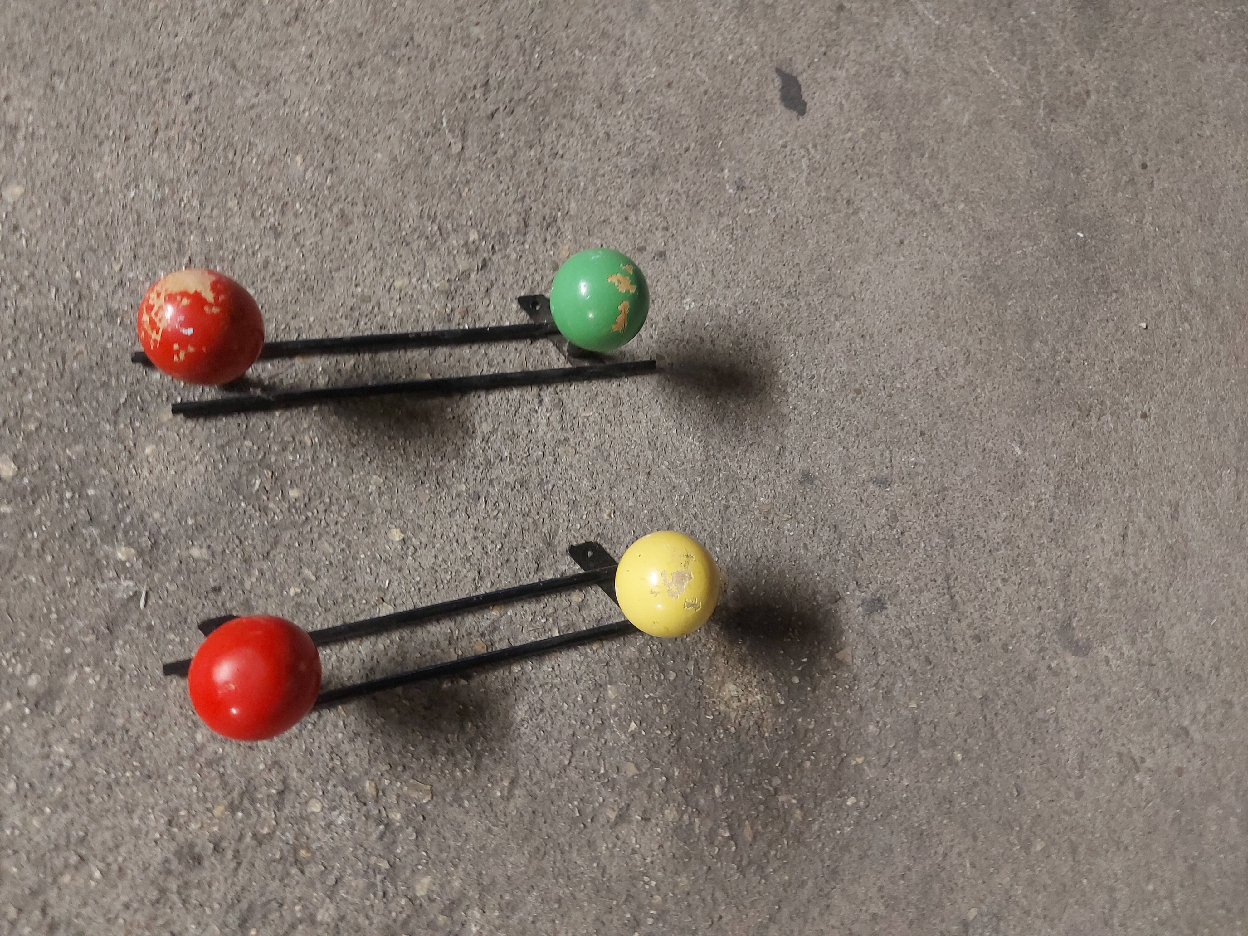 2 vintage coat rack 60