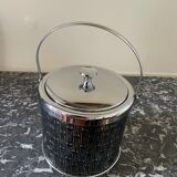 Ice bucket