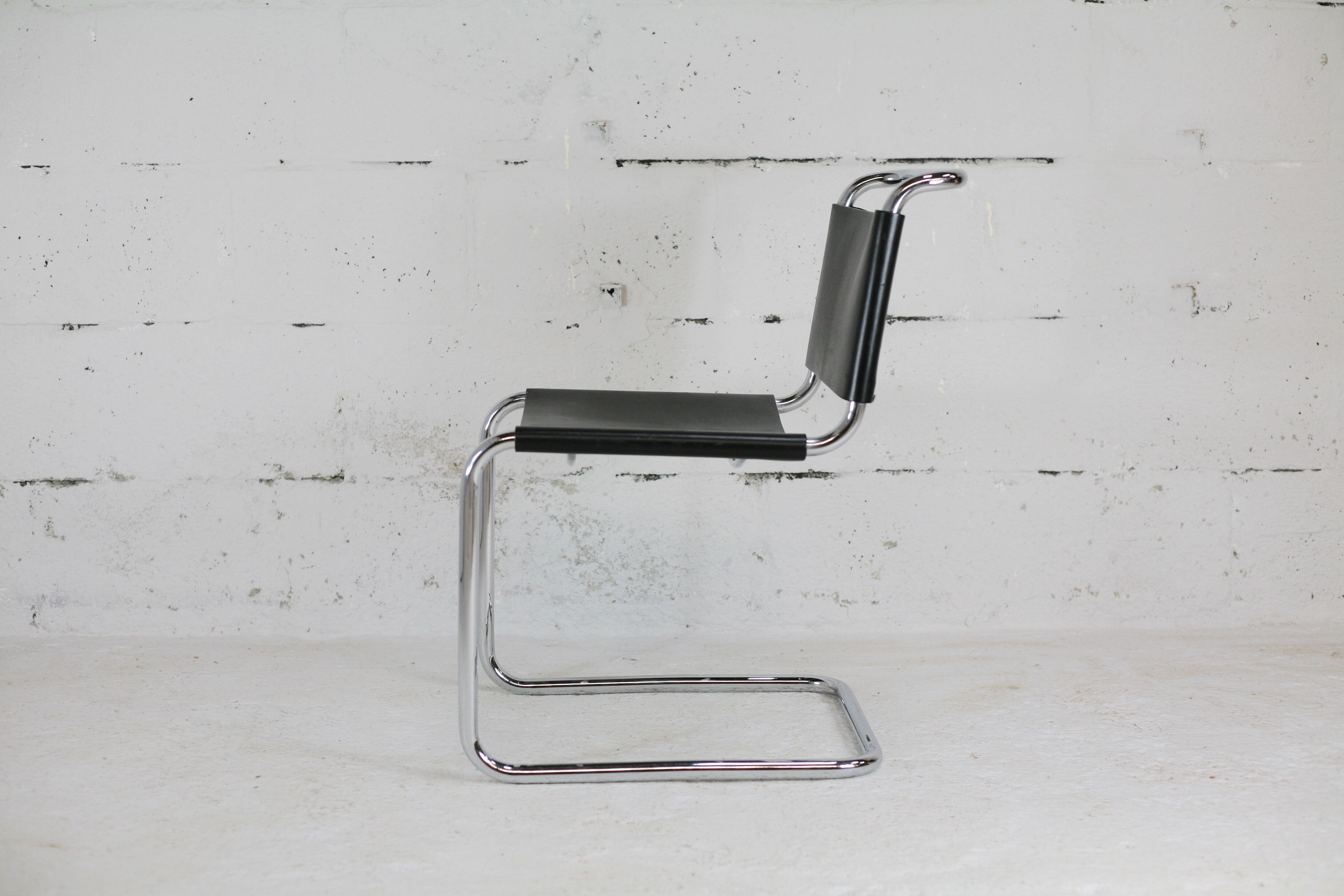 Chair b33 by Marcel Breuer edition dino gavina, circa 1950