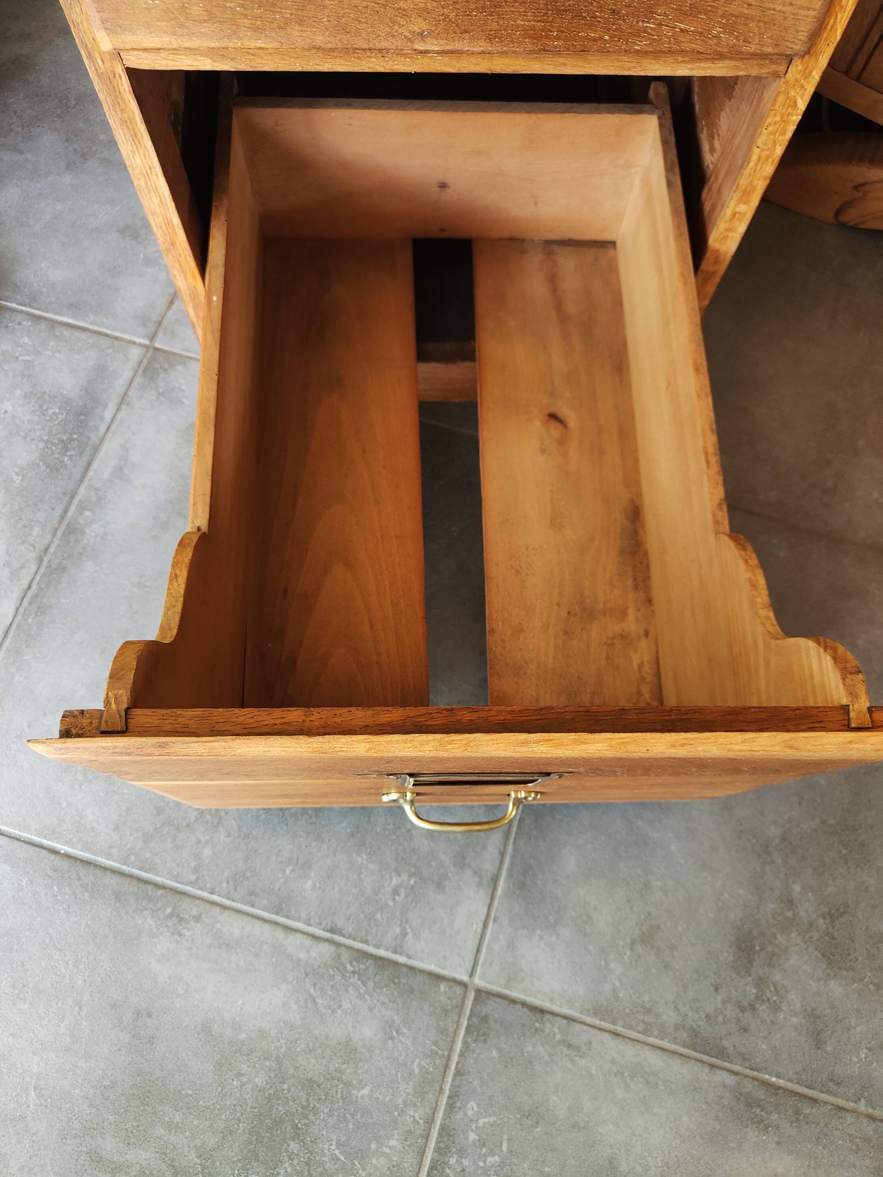 Classeur ancien en bois