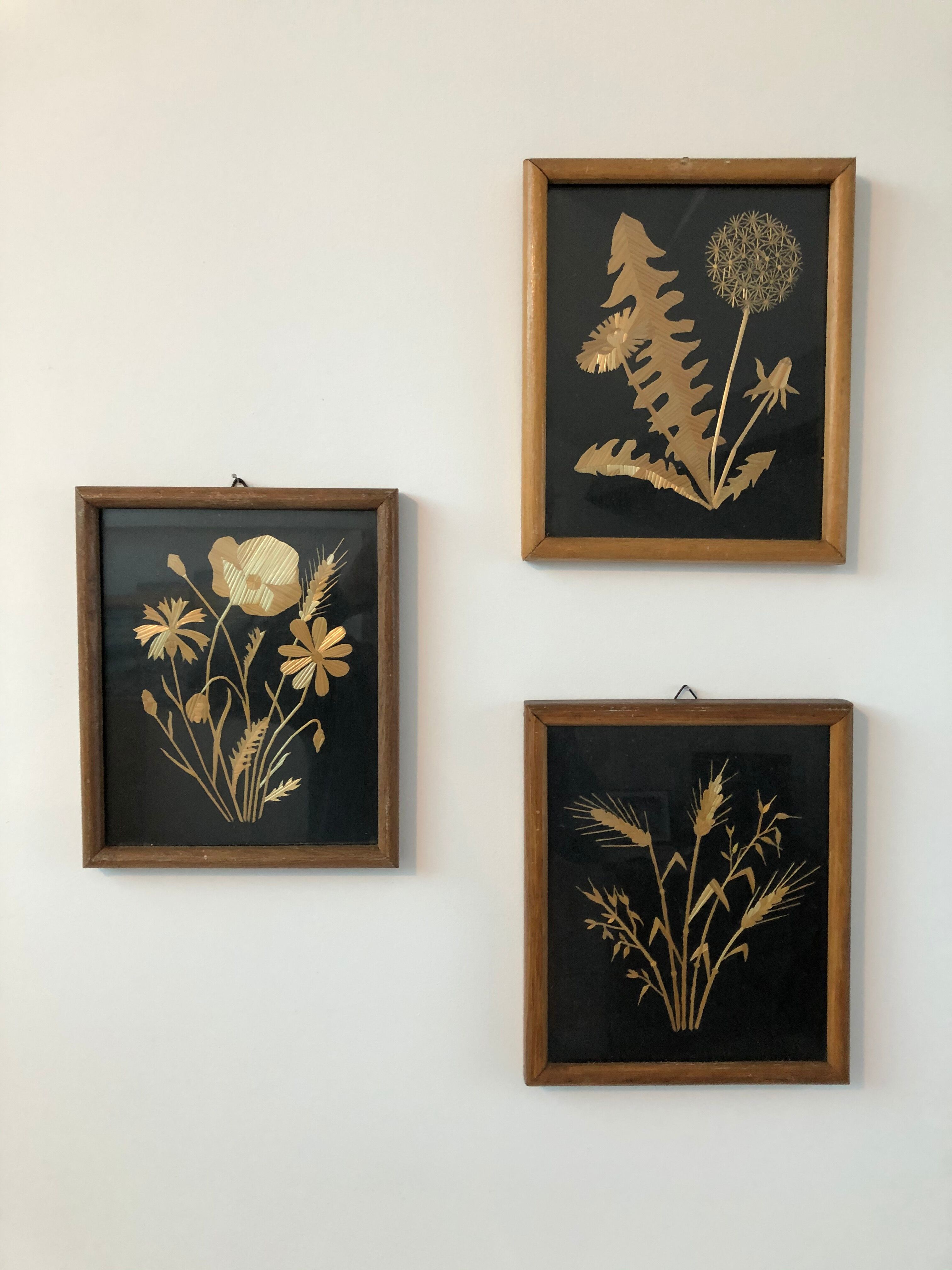 Wooden frame - gold vegetable decoration - golden dandelions