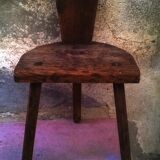 Vintage tripod chair