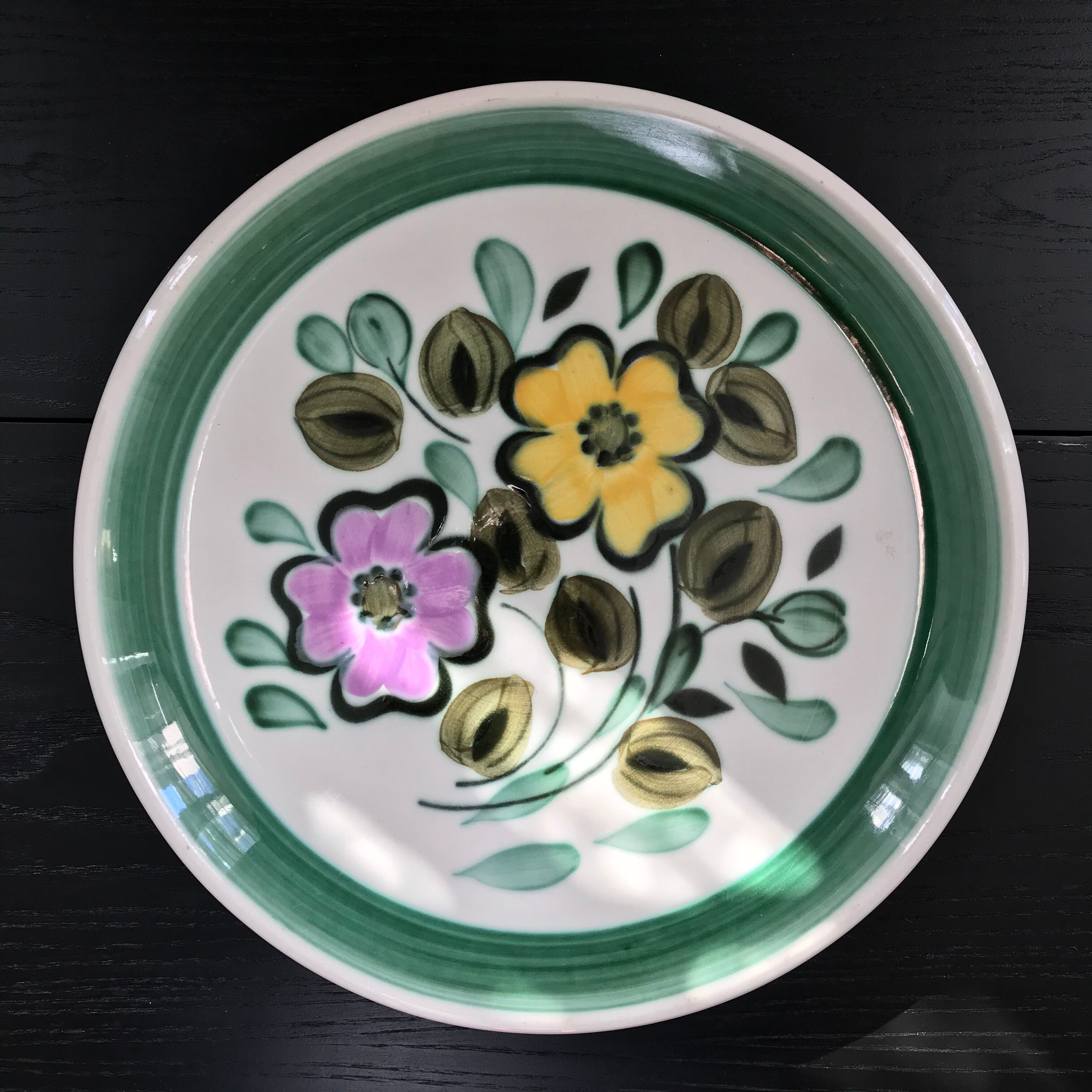 Flowery Boch dish
