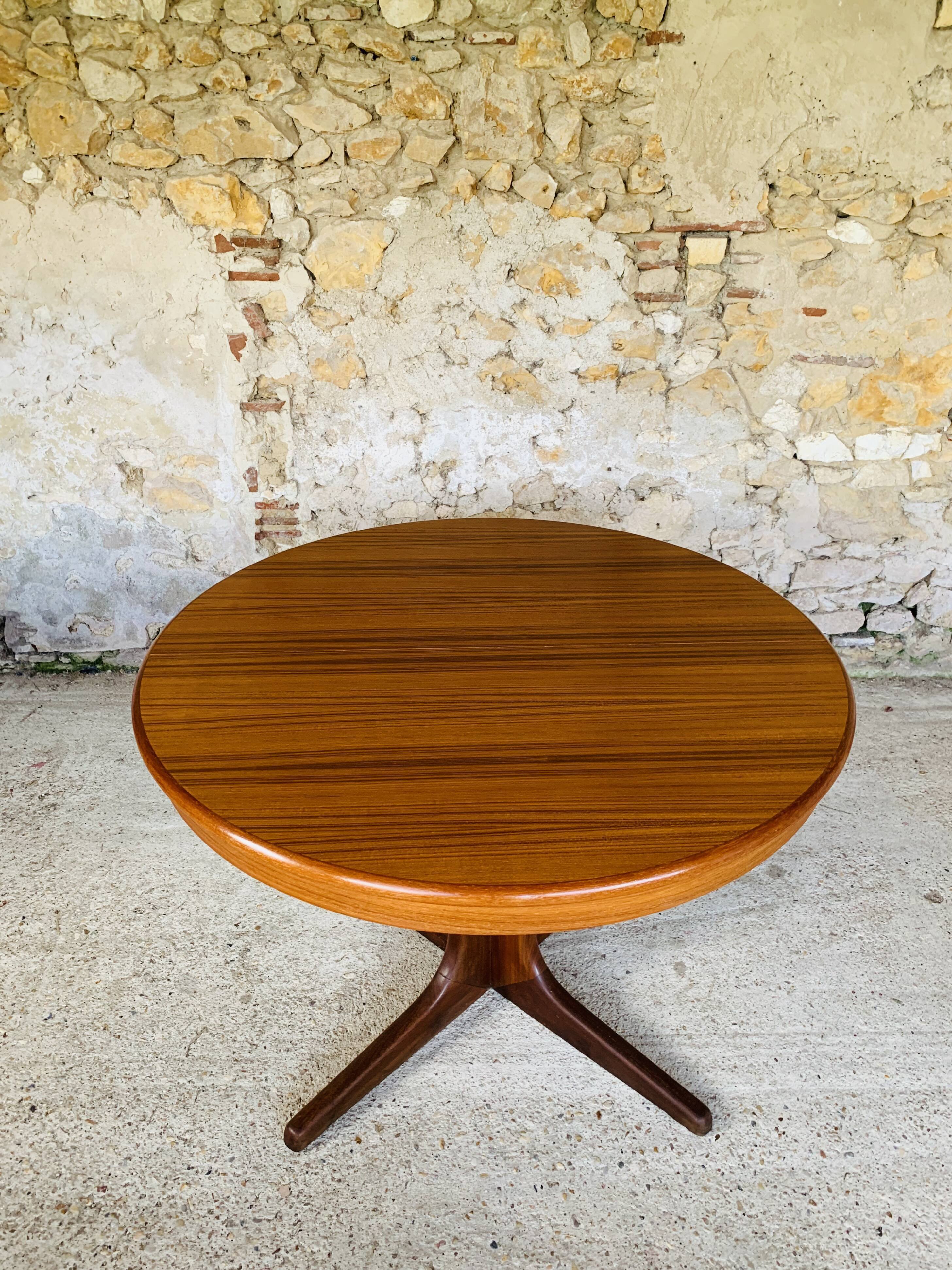 Extendable Scandinavian style dining table with double elongations by Maison Ducau, Circa 1970