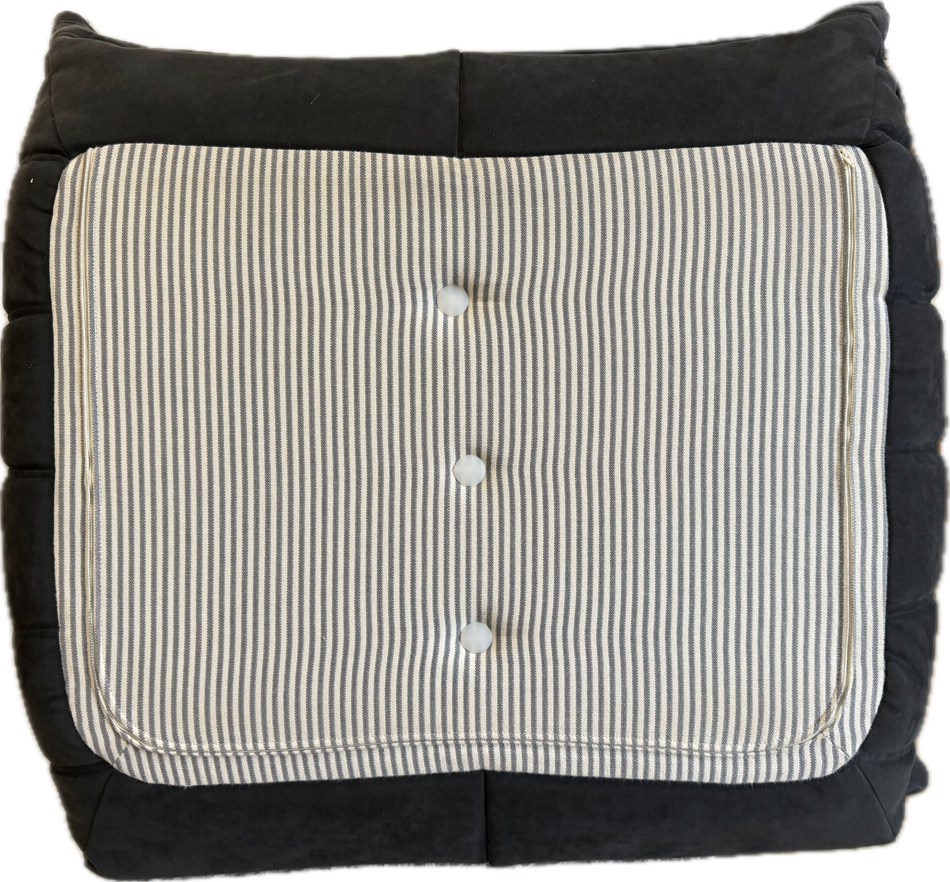 Pouf Togo gris de Michel Ducaroy pour Ligne Roset