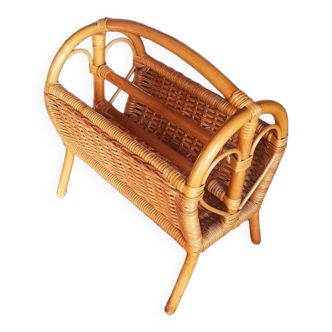 Porte-revue en rotin