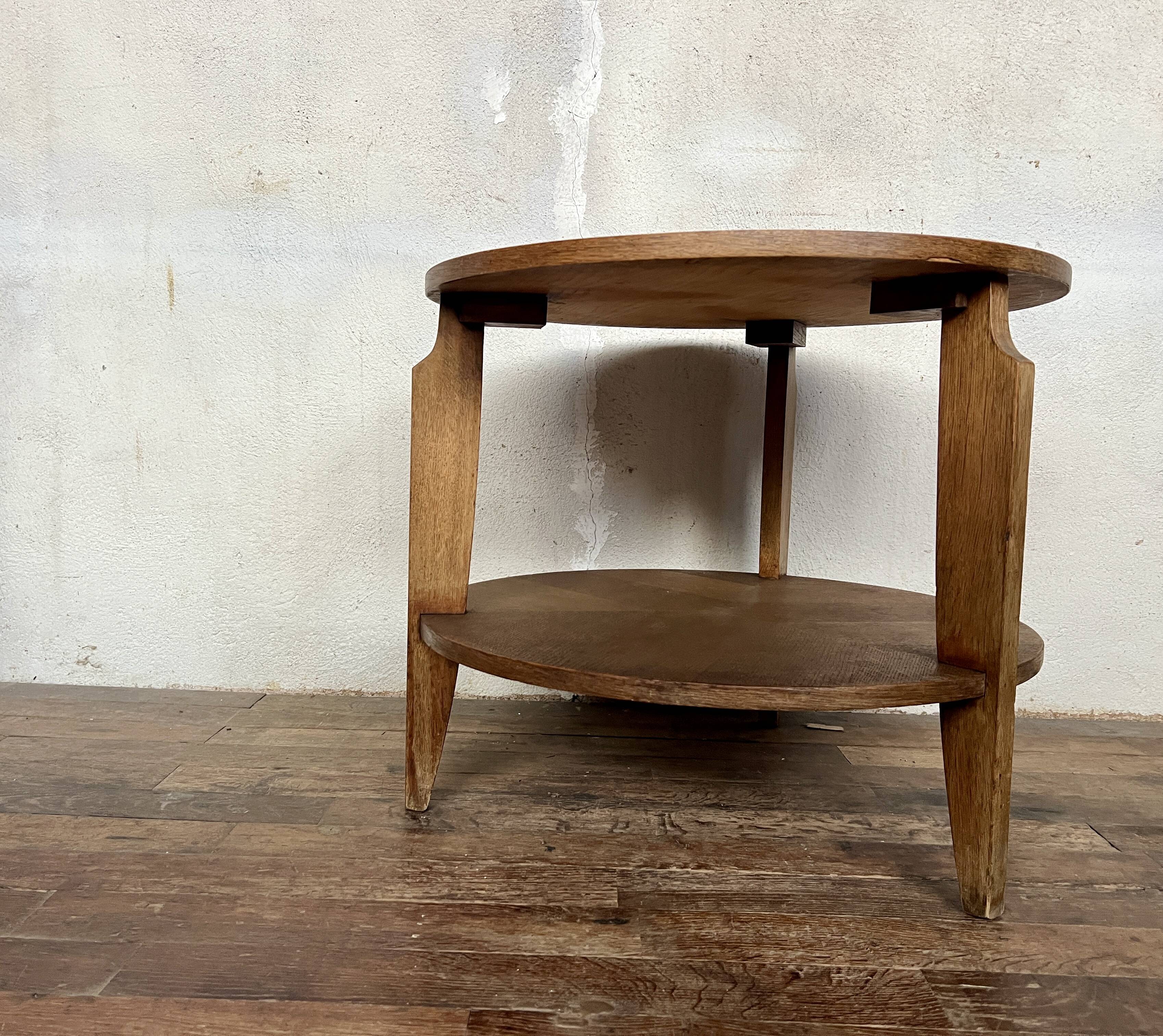 Table basse ronde vintage en chêne clair