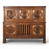 Lit en chêne massif sculpté