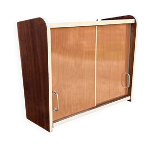 Placard mural moderniste