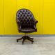 Fauteuil chesterfield directors en cuir brun
