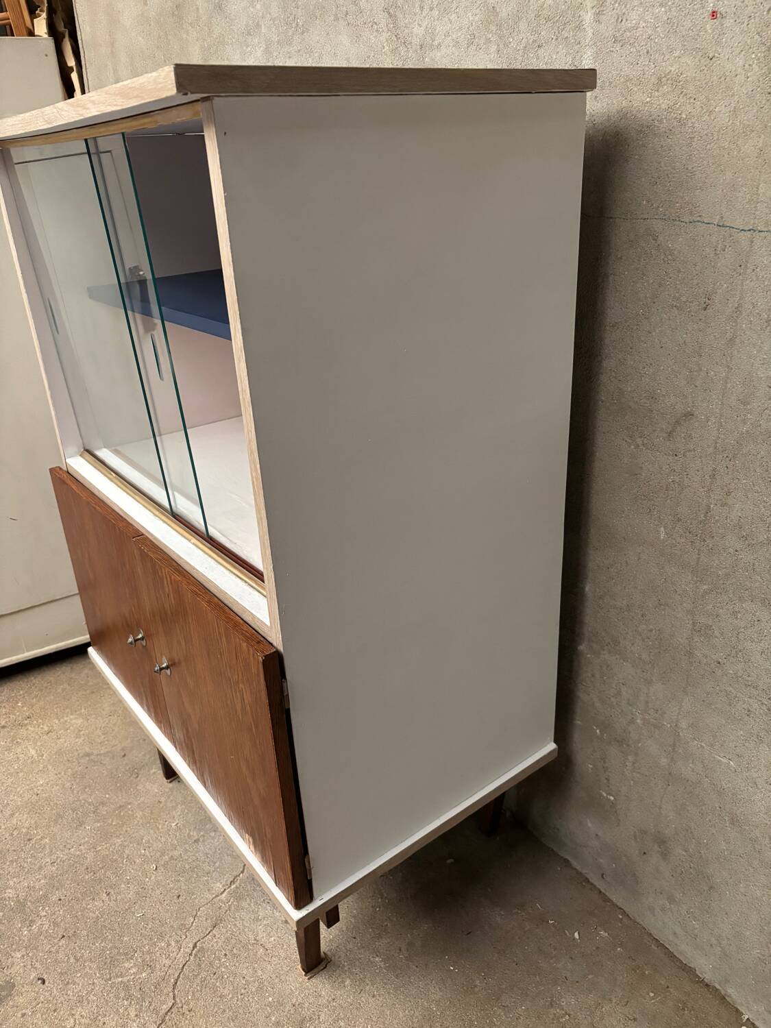 Painted glass bookcase