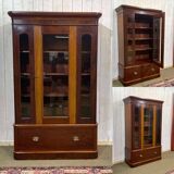 19th-century English mahogany library