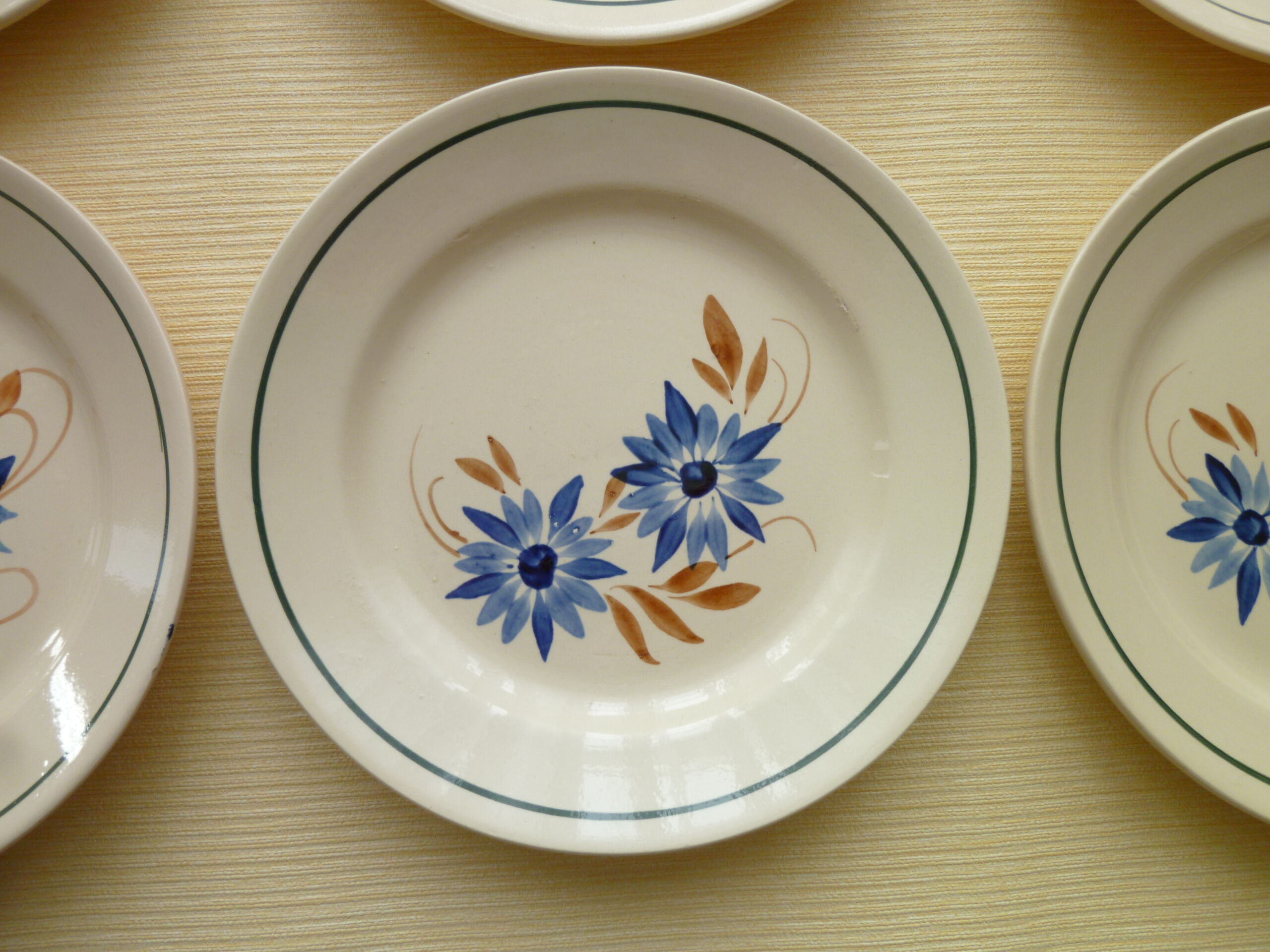 Set of 6 dessert plates HBCM Queen Model