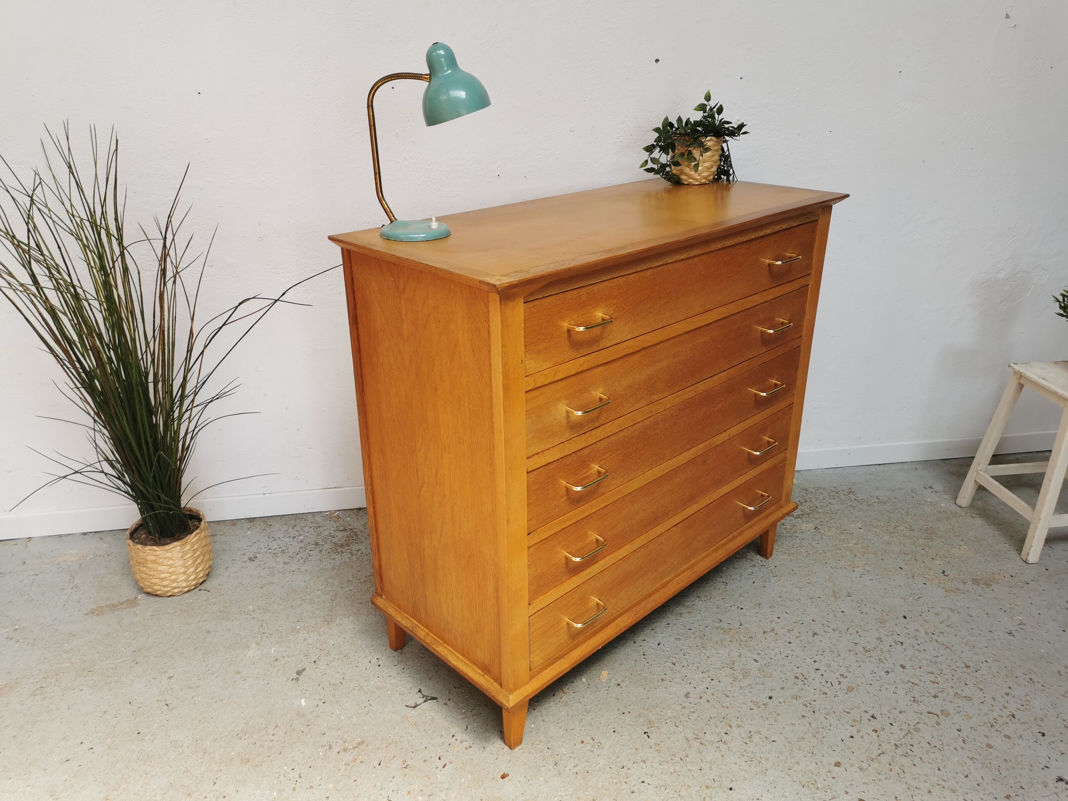 Commode vintage
