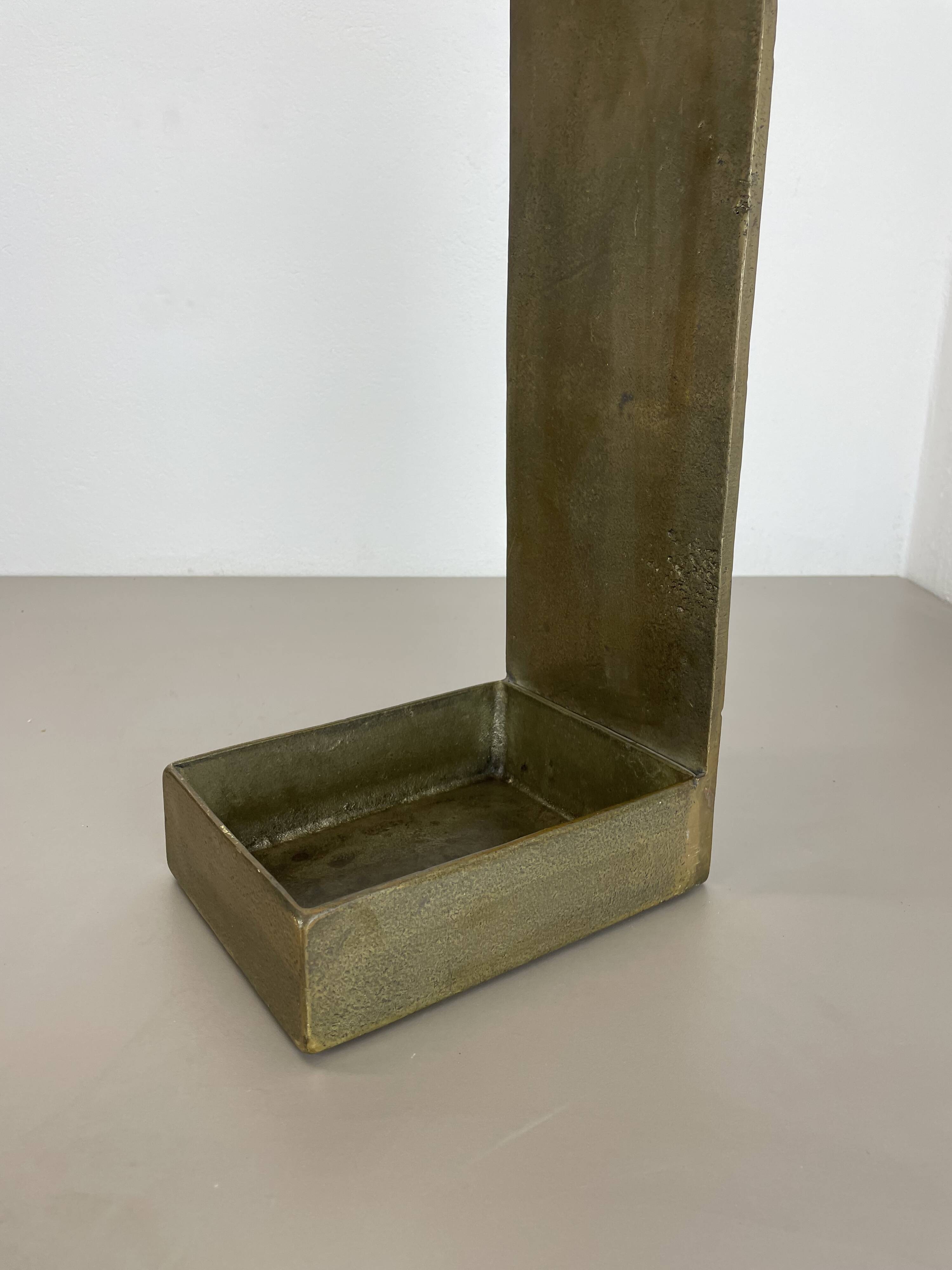 Hollywood Regency Solid 7.5kg Brass Brutalist Floral Umbrella Stand, Italy 1970s