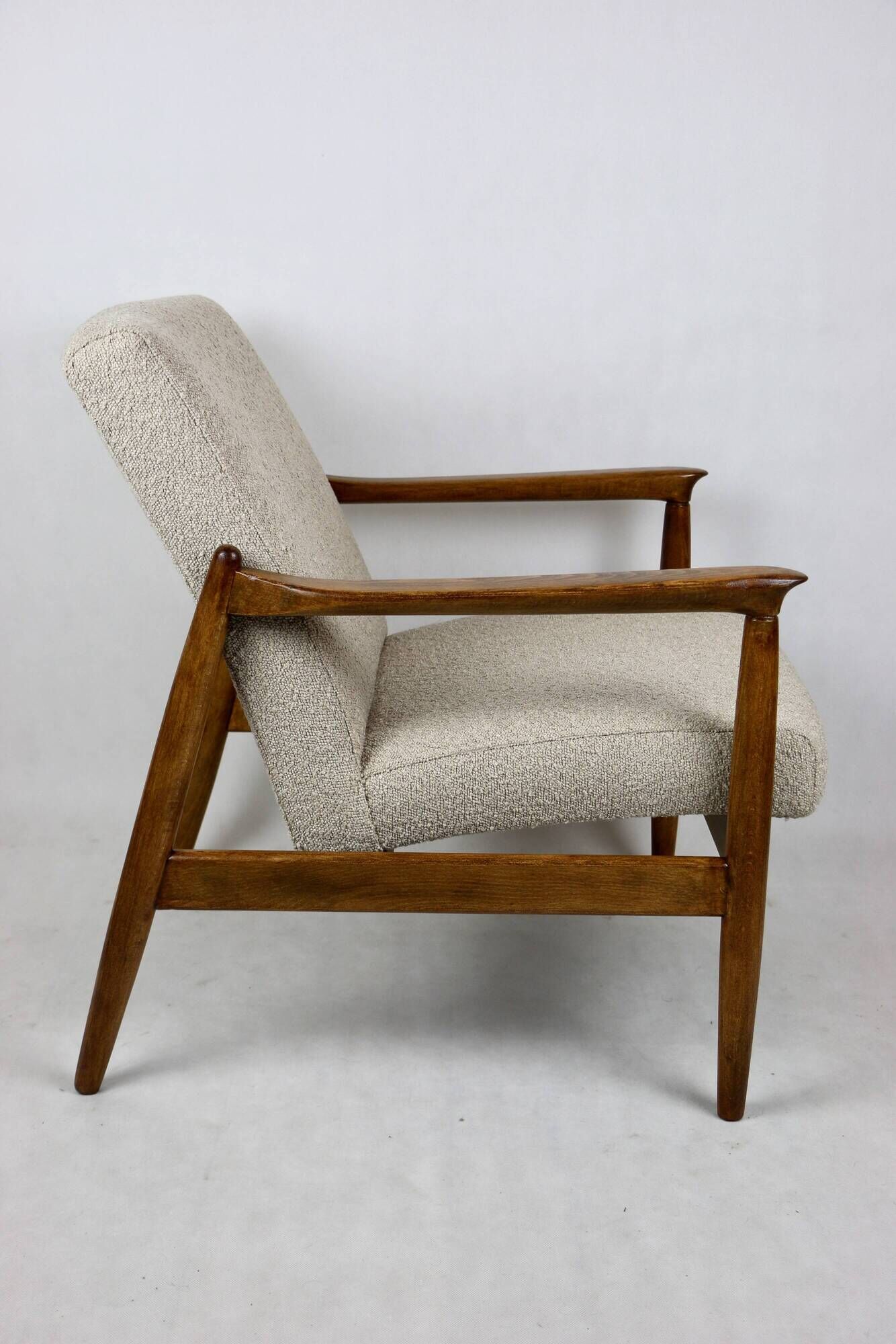 GFM-64 armchair, design by Edmund Homa from the 70s, beige boucle