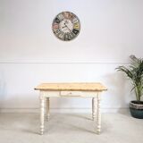 Farm table