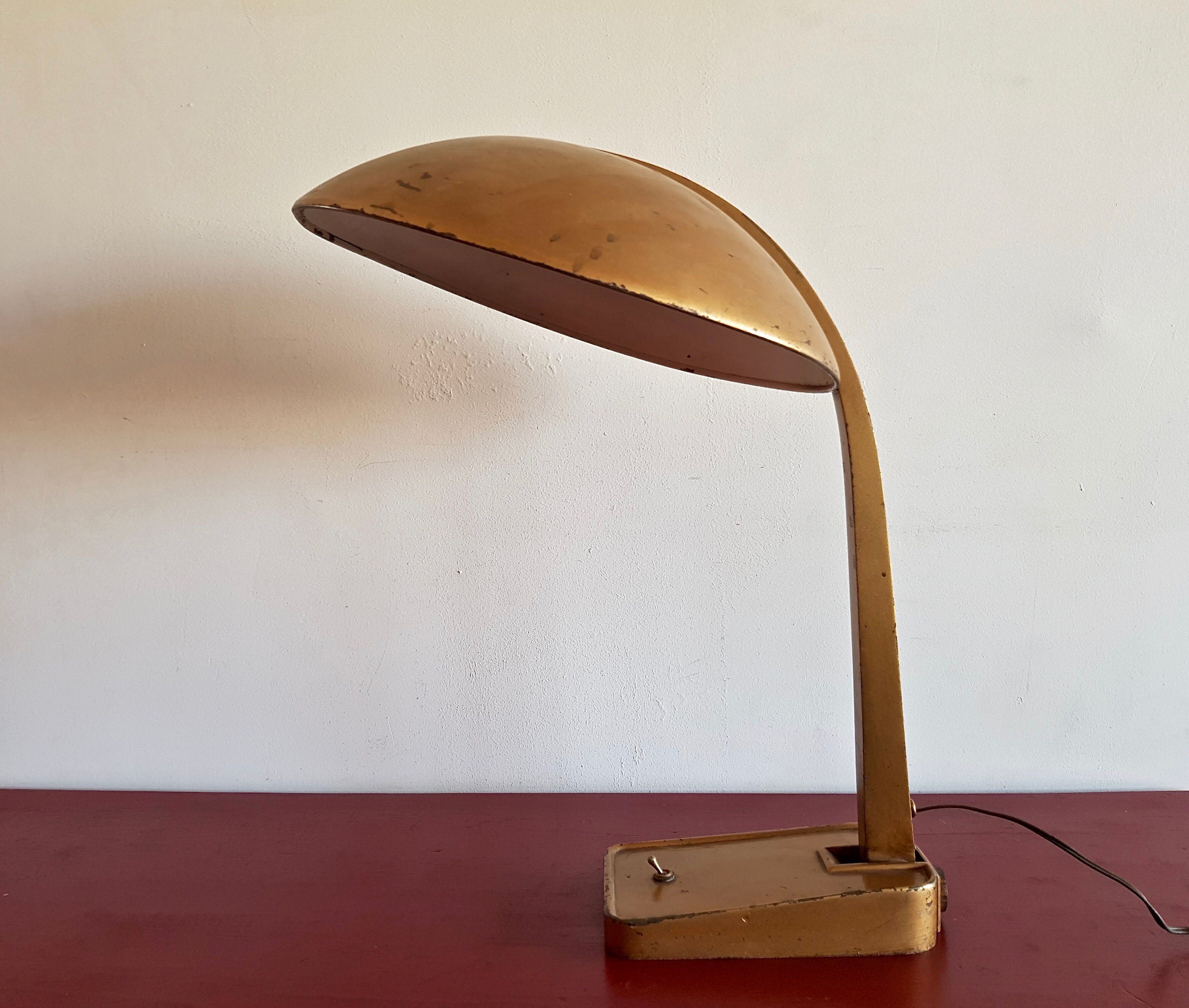 Gold painted metal table lamp