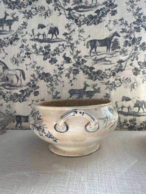 Old soup tureen Linotte model Creil & Montereau