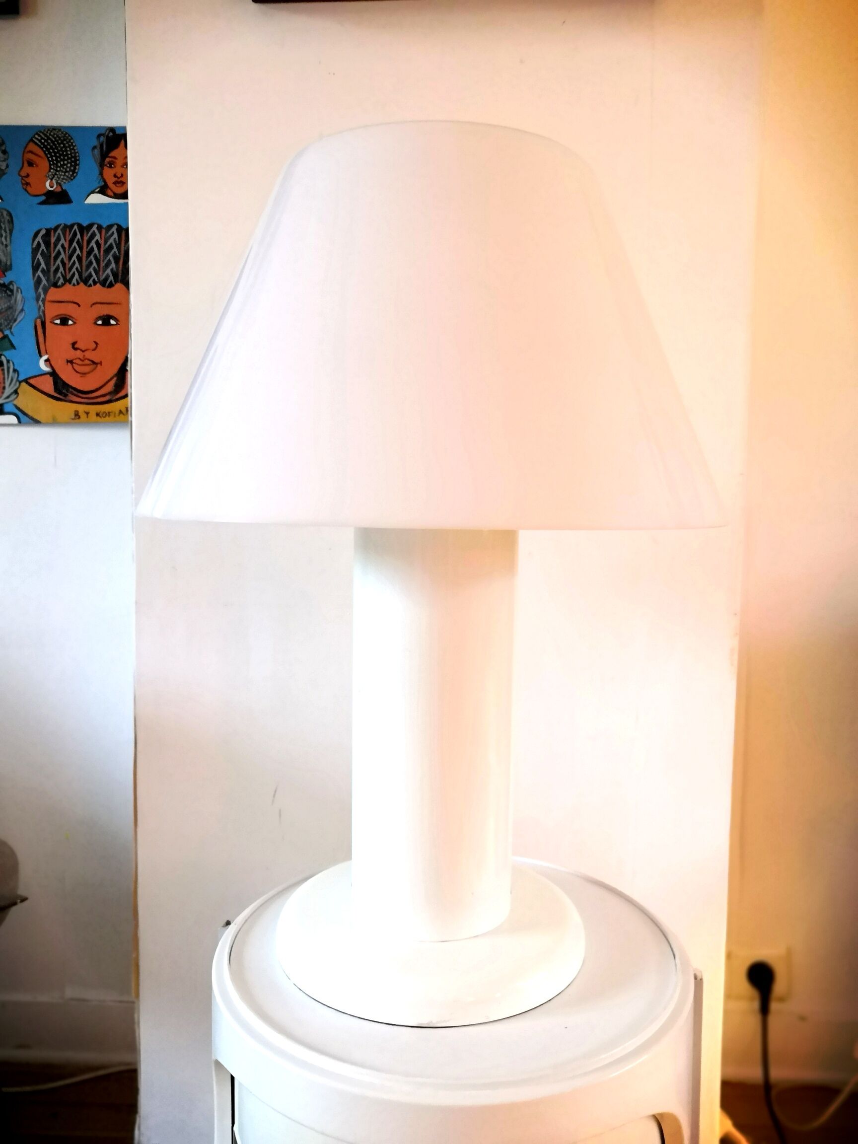 Lamp Harvey Guzzini model 0532 design 70s