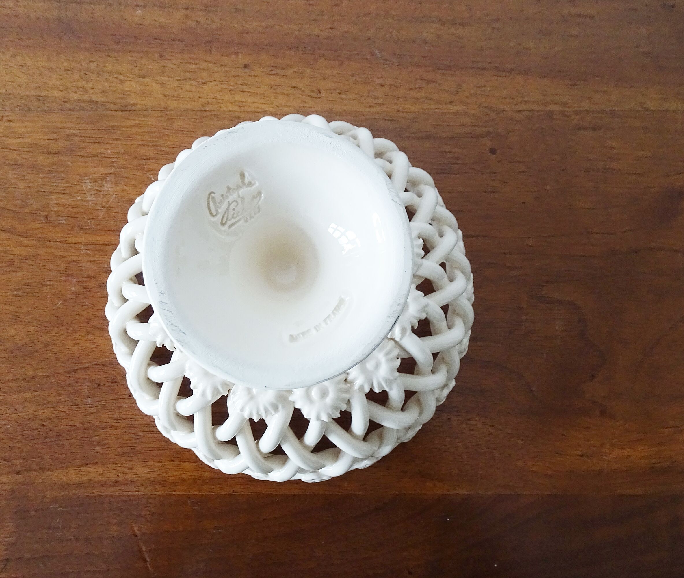 Christophe Pichon Uzes ceramic bowl, Pichon fruit bowl in a woven flower pattern